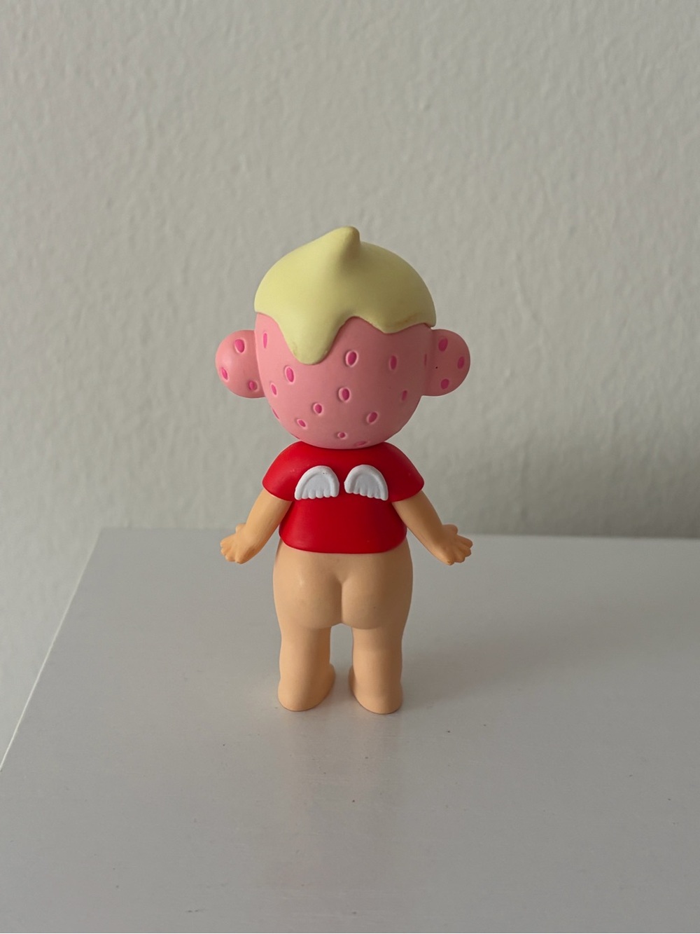 Sonny Angels Strawberry Love Series - Picture 2 of 5
